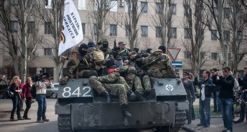 Ранени и убити при сражения в украинския Мариупол