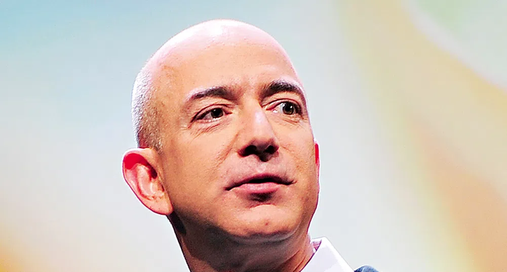 Изпълнителният директор на Amazon е третият най-богат американец