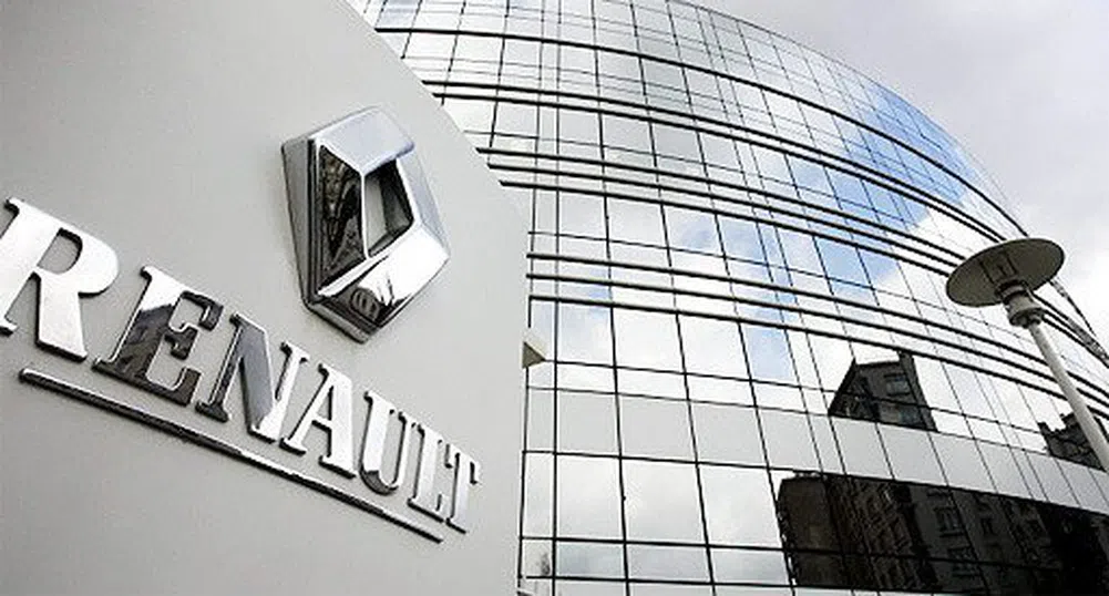Обиски в заводи на Renault, акциите падат с 20%