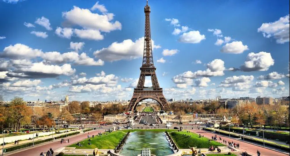 Двойно по-малко приходи от туризъм за Франция