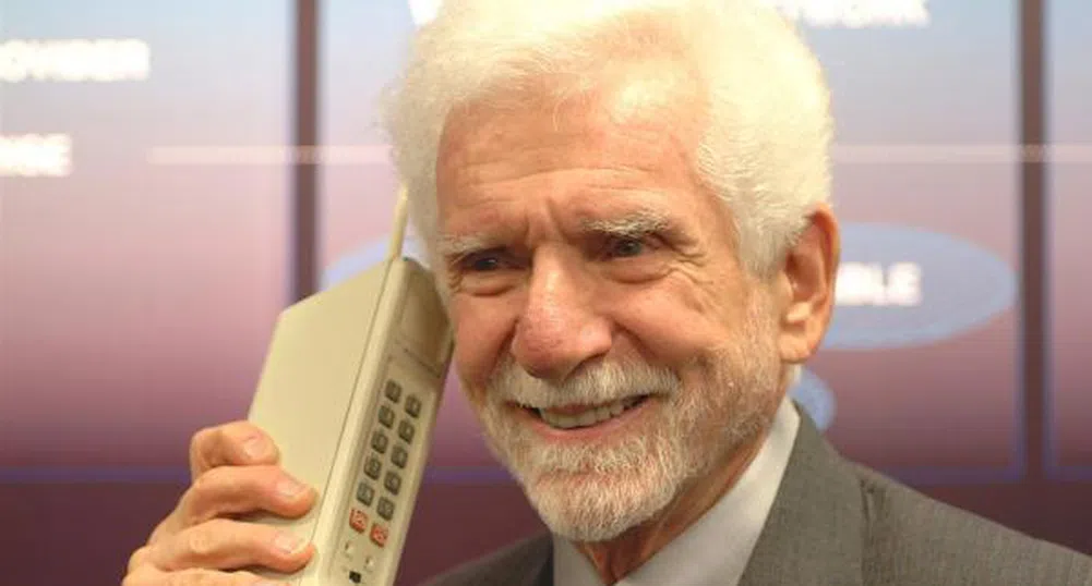 Мобилният телефон стана на 40 години