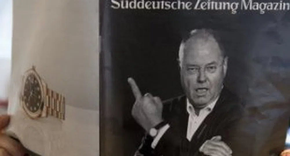 Защо кандидат за канцлер в Германия показа среден пръст?