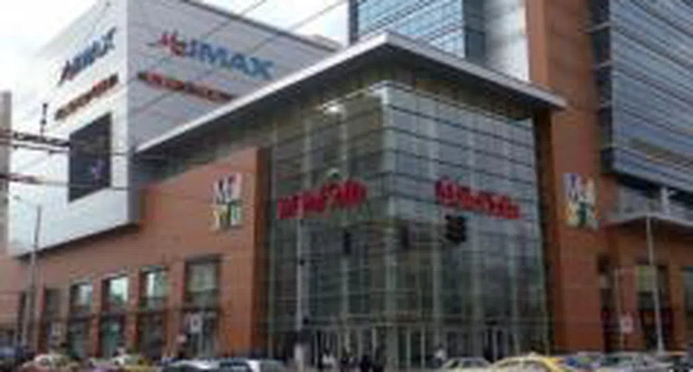Новите собственици на Mall of Sofia избиват пари с паркинг