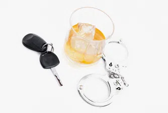 Полицай се яви пиян, за да вземе награда за борба с пияни шофьори