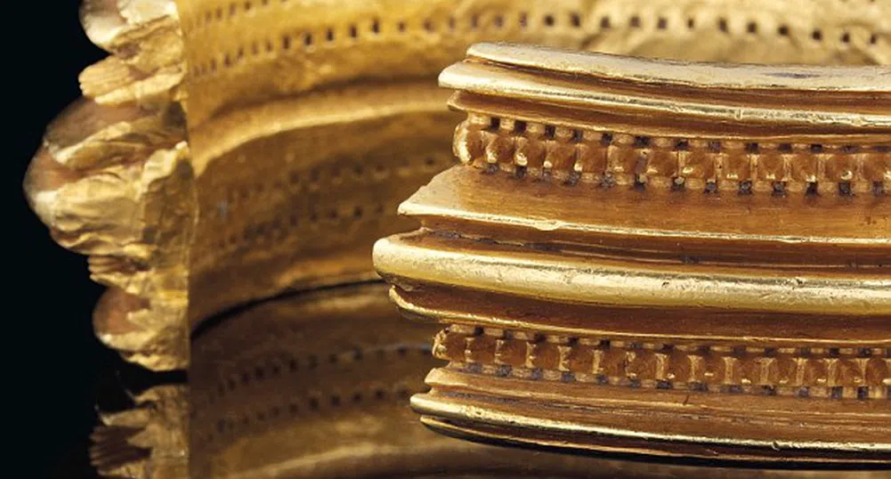 Златна гривна на 3000 г. продадена за 800 хил. долара