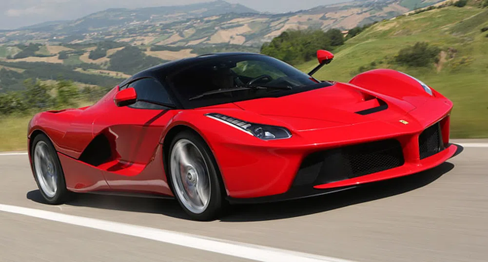 Ferrari с оценка от близо 10 млрд. долара