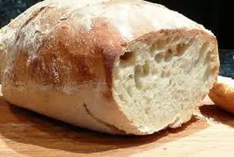 Министър Найденов обеща държавен стандарт за хляба