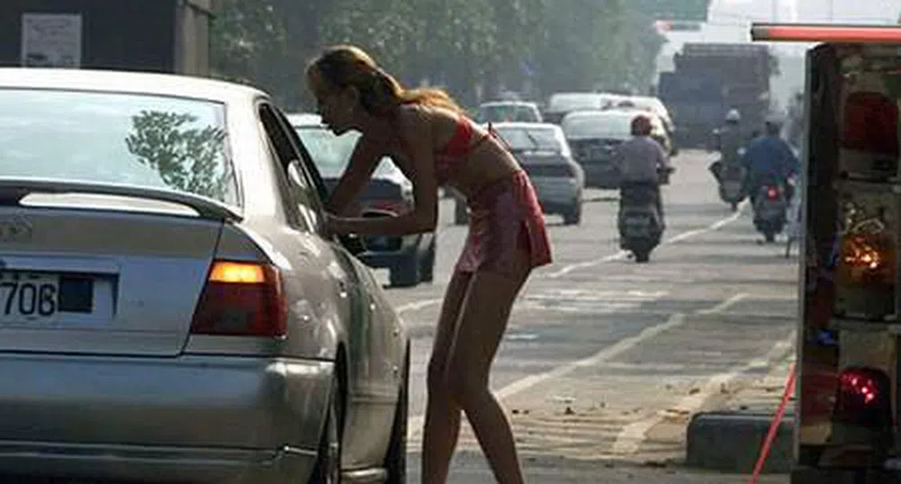 Проститутките по Е-80 с трудови договори