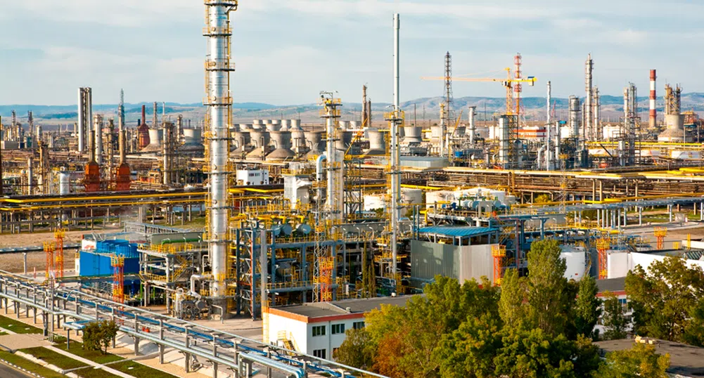 Лукойл Нефтохим получи протоколите за съответствие на измервателни уреди