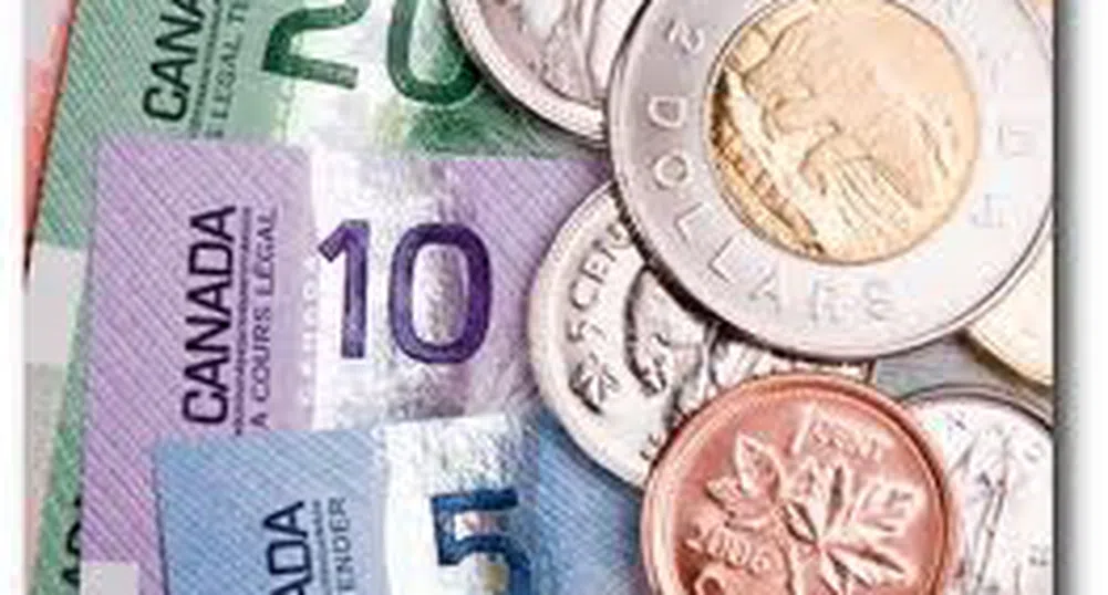 Канадецът с паритет спрямо долара, йената отново пада