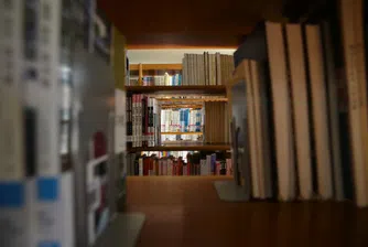 Мъж върна книга в библиотека след 70 години