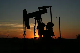 Цената на петрола преодоля първоначалното изоставане днес