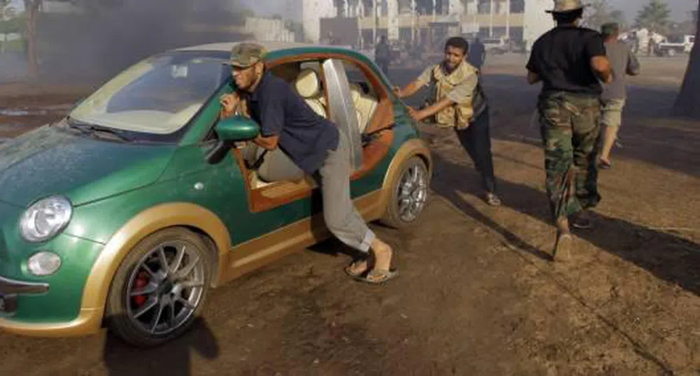 Колата на Кадафи се оказа Fiat