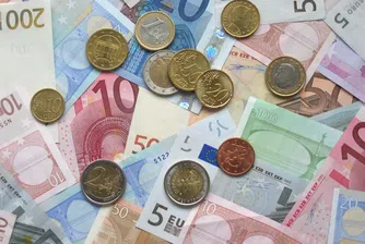 UBS: Еврото ще поевтинее до 1.25 спрямо долара
