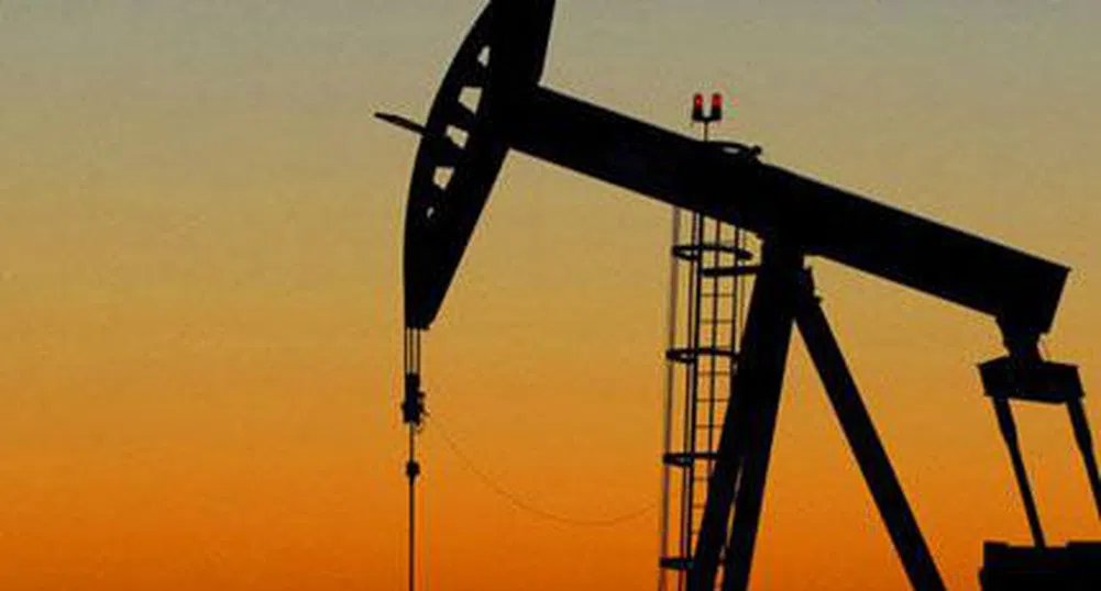 Намалява световното предлагане на петрол
