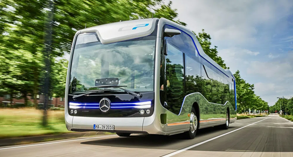 Безпилотният автобус на бъдещето от Mercedes-Benz