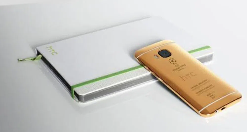 HTC пусна нов 24-каратов смартфон, сниман с iPhone