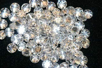 Рекордни продажби на цветни диаманти през тази година