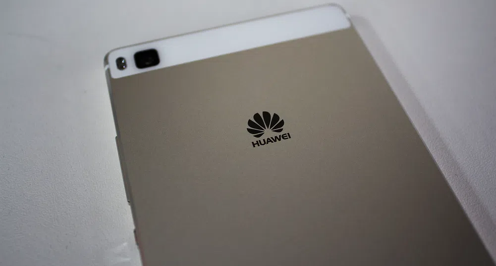Huawei представя P9 смартфон с 6.9-инчов дисплей?