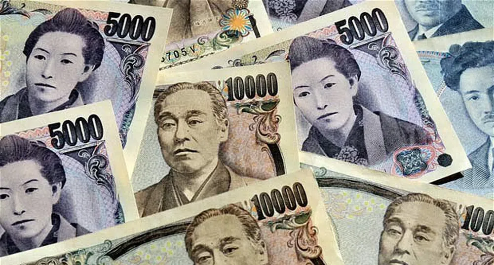 Nikkei пада с над 6%, поскъпването на йената продължава