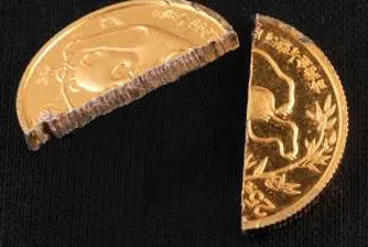 Златна монета за 2 700 лв. открадната от банка в Несебър