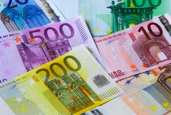 Доларът поевтинява спрямо еврото и йената днес