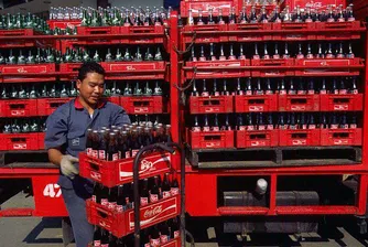 Coca-cola вместо зарядно за мобилен телефон