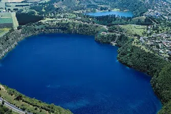 Едно от последните девствени езера на земята