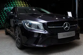 Mercedes удвои преднината си на луксозния сегмент в САЩ