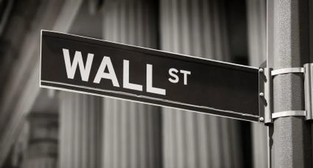 Черен понеделник на Уолстрийт, Dow Jones пада с 634 пункта