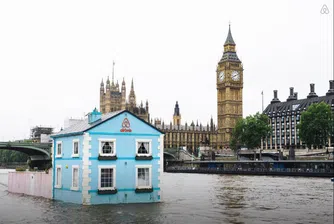 Airbnb предлага безплатна нощувка в плаваща къща в Лондон