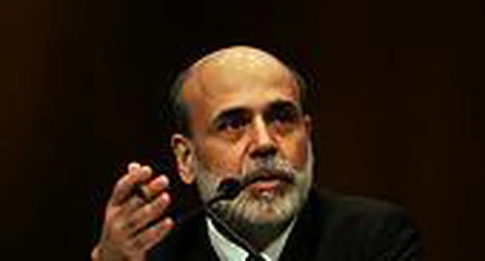 Бен Бернанке заяви, че лихвите ще останат ниски