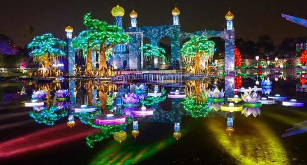 Светещата градина в Дубай