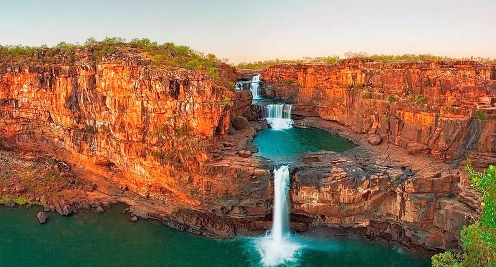 Мичъл - един от най-красивите стъпаловидни водопади