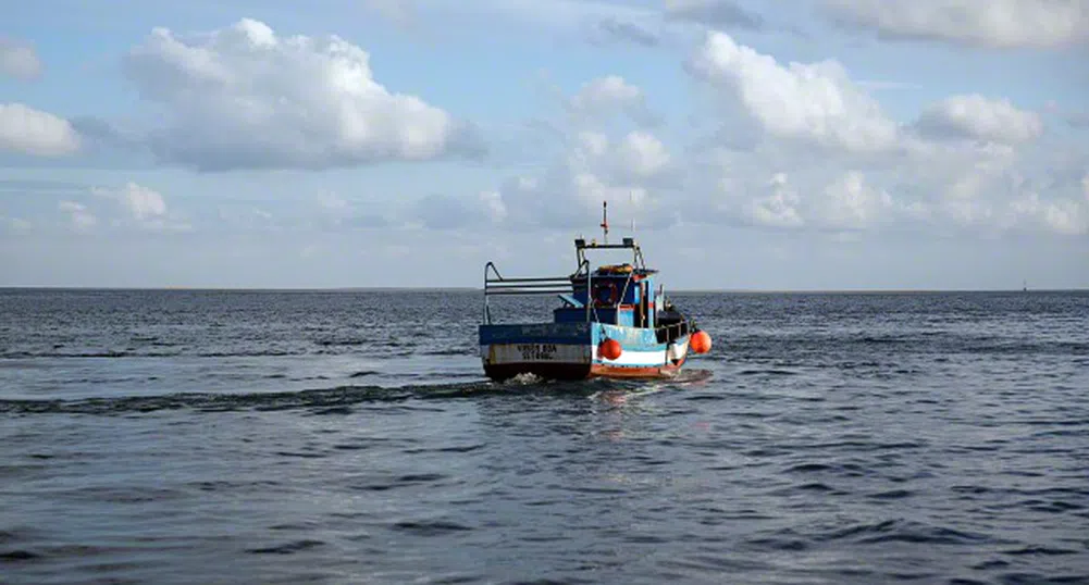 Призрачни лодки, пълни със скелети, се носят край Япония