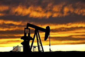 ОАЕ: Цената на петрола ще се повиши през 2016 г.