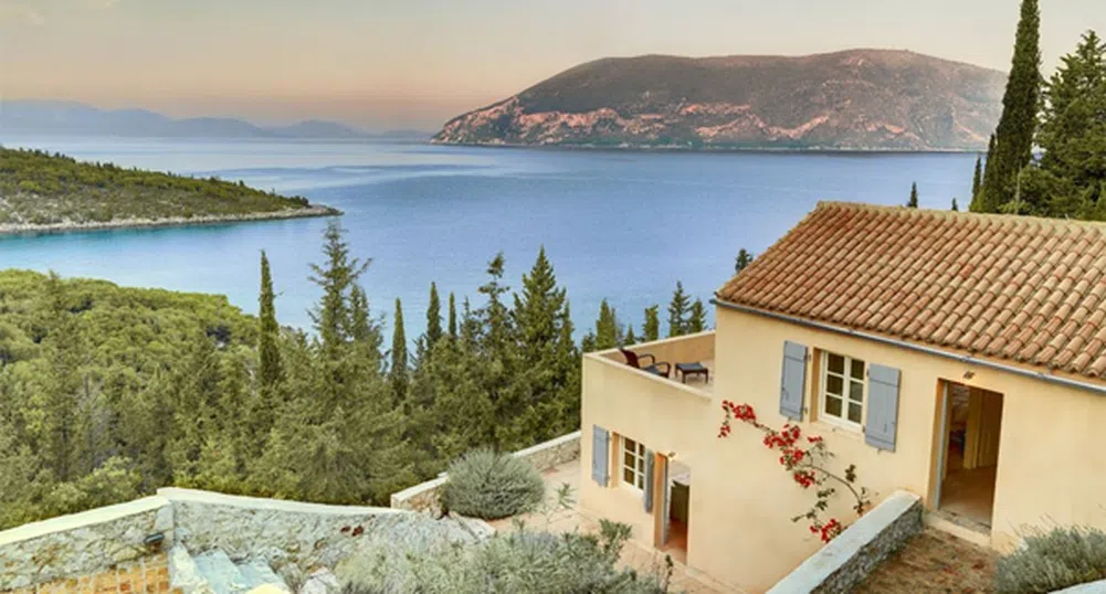 Колко струва луксозна къща с изглед към морето в различните страни?