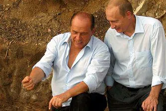 Путин участвал в сексоргии с Берлускони