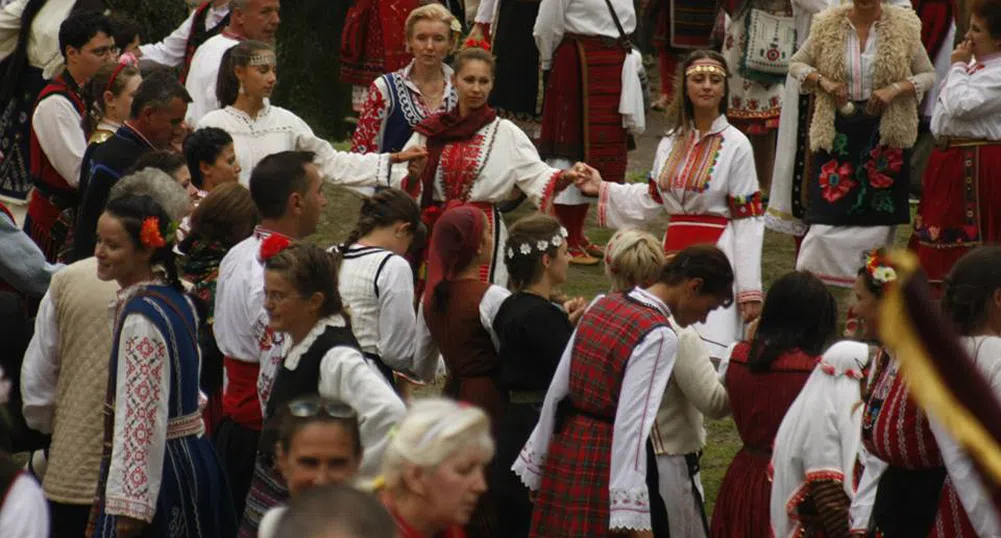 Фестивал на народната носия започва в Жеравна