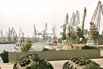 Започна строителството на пристанището в Черноморец