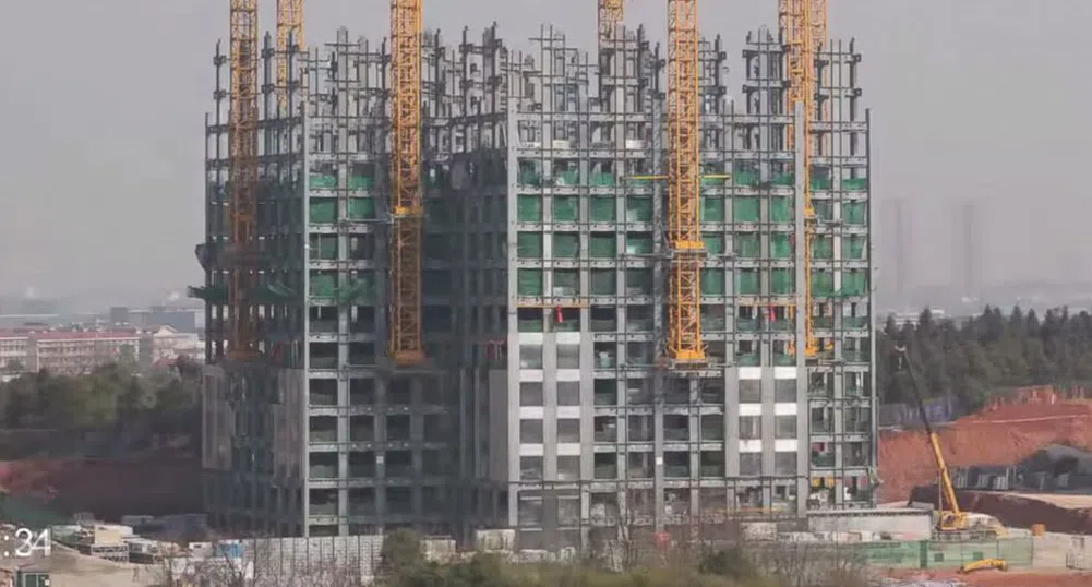 За 19 дни в Китай завършиха 57-етажен небостъргач (видео)