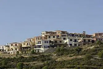 Чуждите купувачи напускат пазара на имоти в Кипър