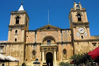 Катедралата, в която са погребани едни от най-храбрите рицари