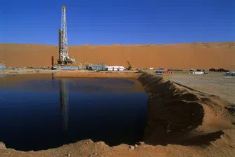 Саудитска Арабия може да свърши петрола за износ до 2030 г.