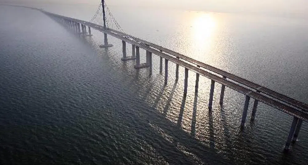 В Китай откриха най-дългия мост в света