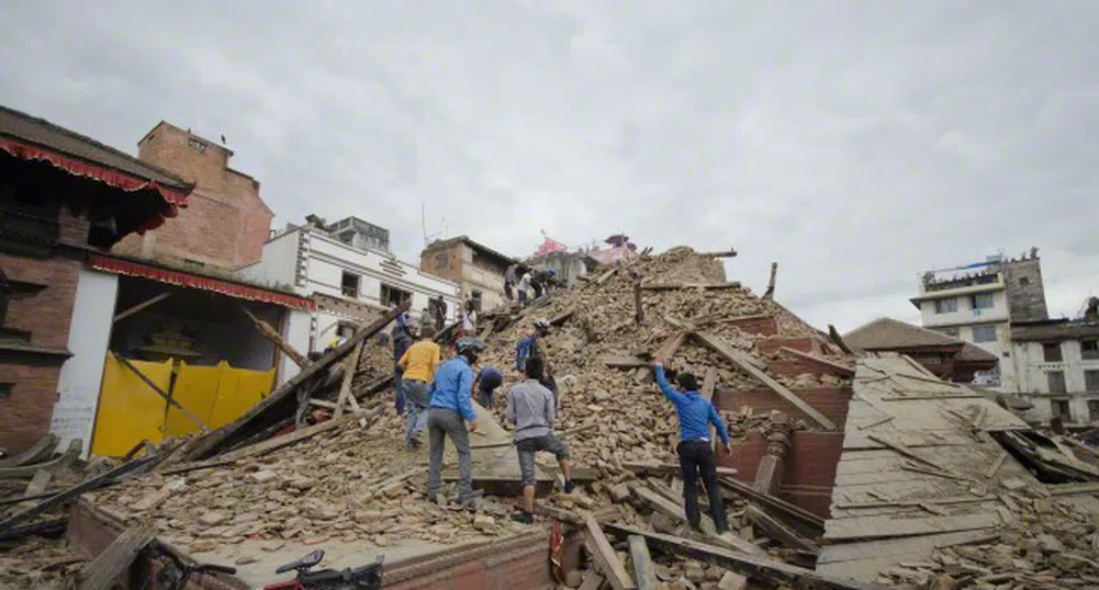 Броят на пострадалите от труса в Непал продължава да расте