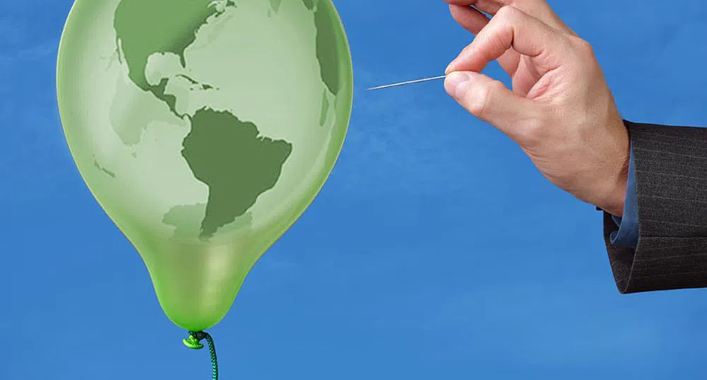 Всички се опасяват от пукането на трети китайски балон