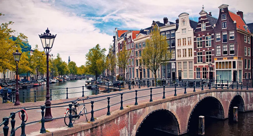 7 причини да посетите Амстердам през есента