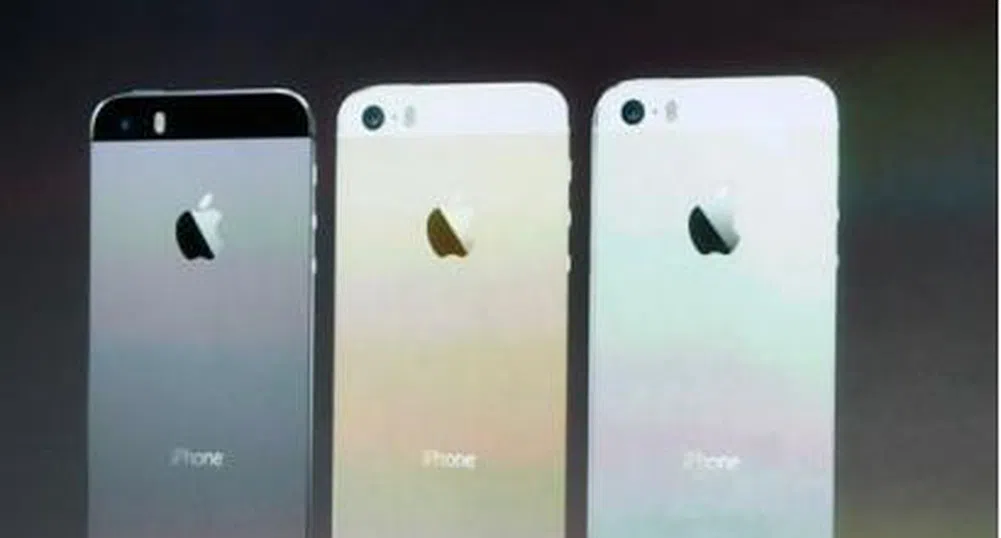 Apple представи новия iPhone 5S и евтиния iPhone 5C