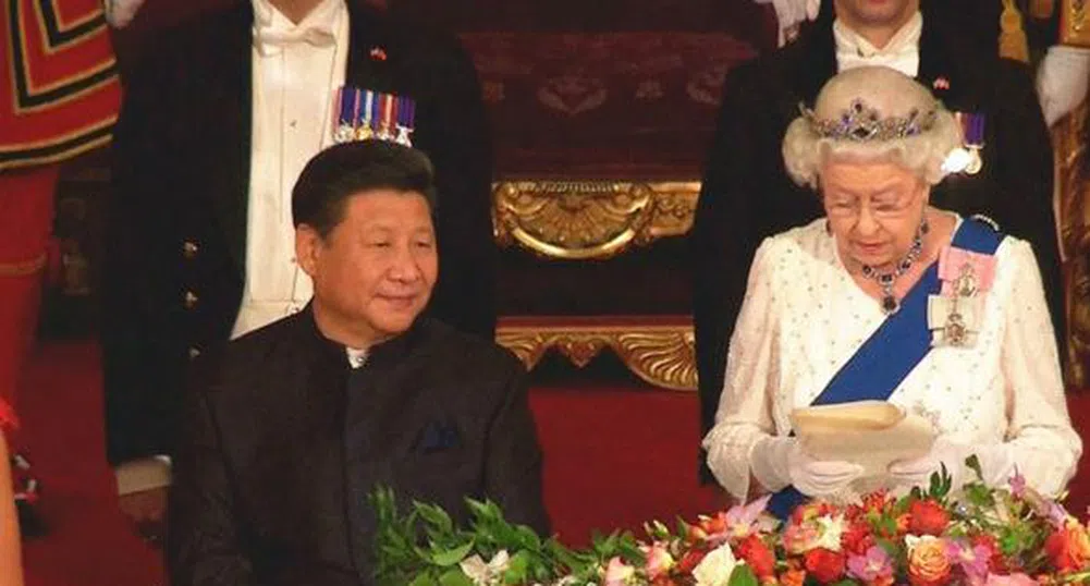 Английската кралица определи китайски държавници като груби
